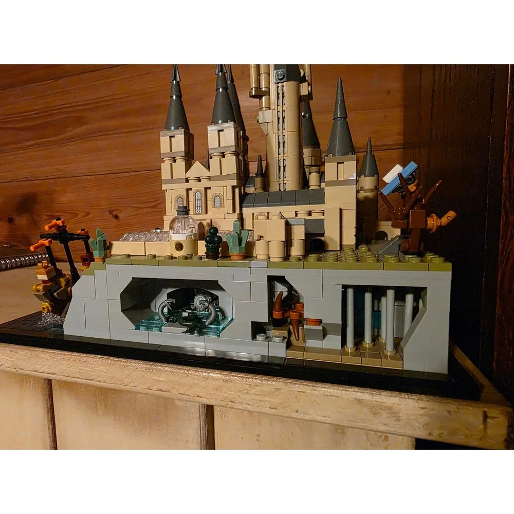 Lego Harry Potter 76419 Hogwarts Castle and Grounds Built Set Display Model